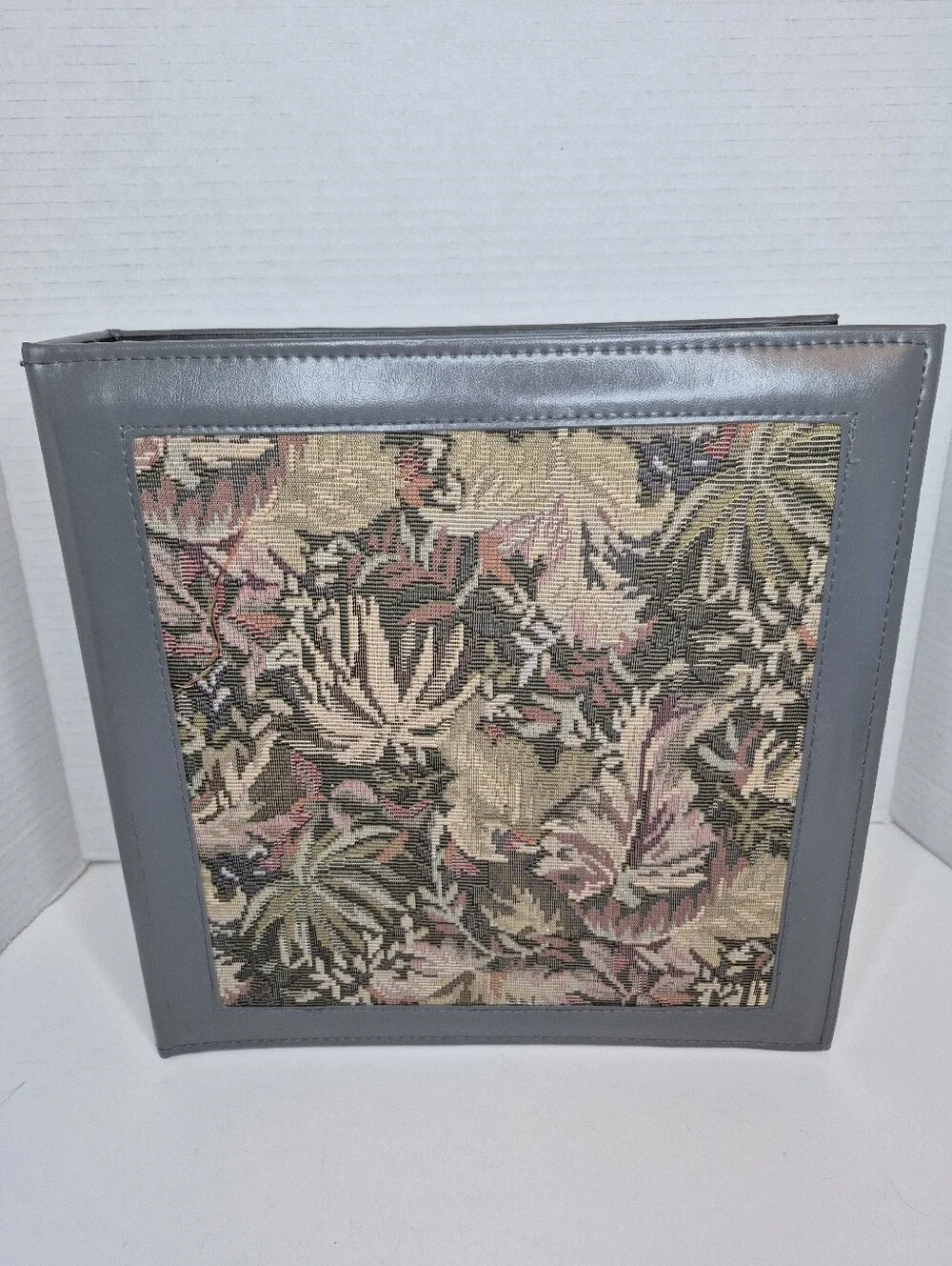 Vintage Tapestry and Faux Leather 3 Inch 3-Ring Binder Album w Page Protectors